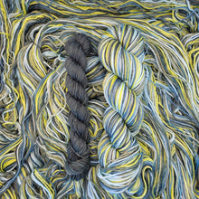 Load image into Gallery viewer, 'Tessellate' Self Striping Sock Sets