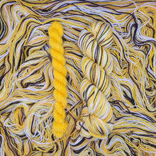 Load image into Gallery viewer, 'Ditzy' Self Striping Sock Sets

