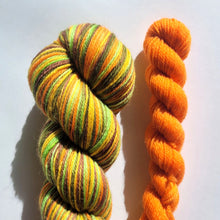 Load image into Gallery viewer, 'Studio' Self Striping Sock Set
