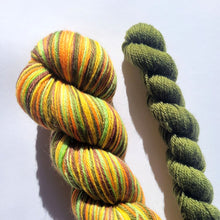 Load image into Gallery viewer, 'Studio' Self Striping Sock Set
